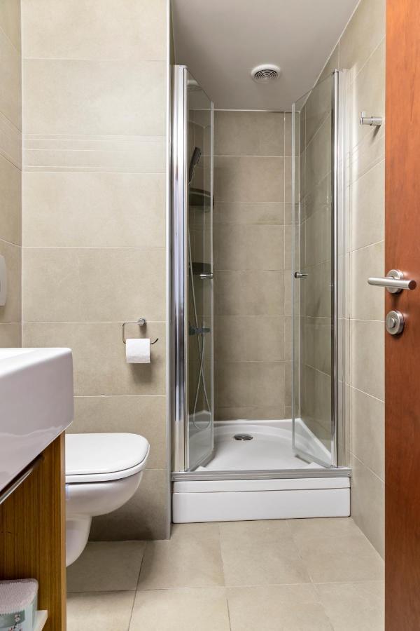 Central Deluxe By Rh Living Bukareszt Zewnętrze zdjęcie