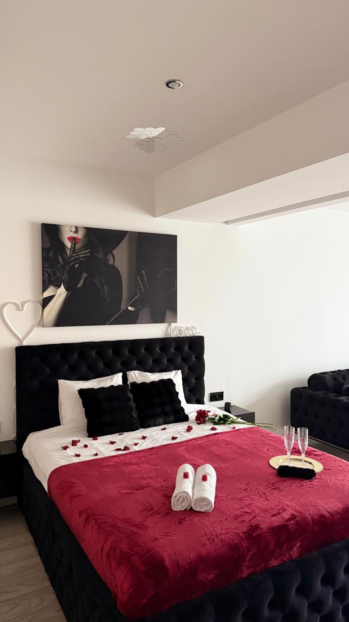 Central Deluxe By Rh Living Bukareszt Zewnętrze zdjęcie