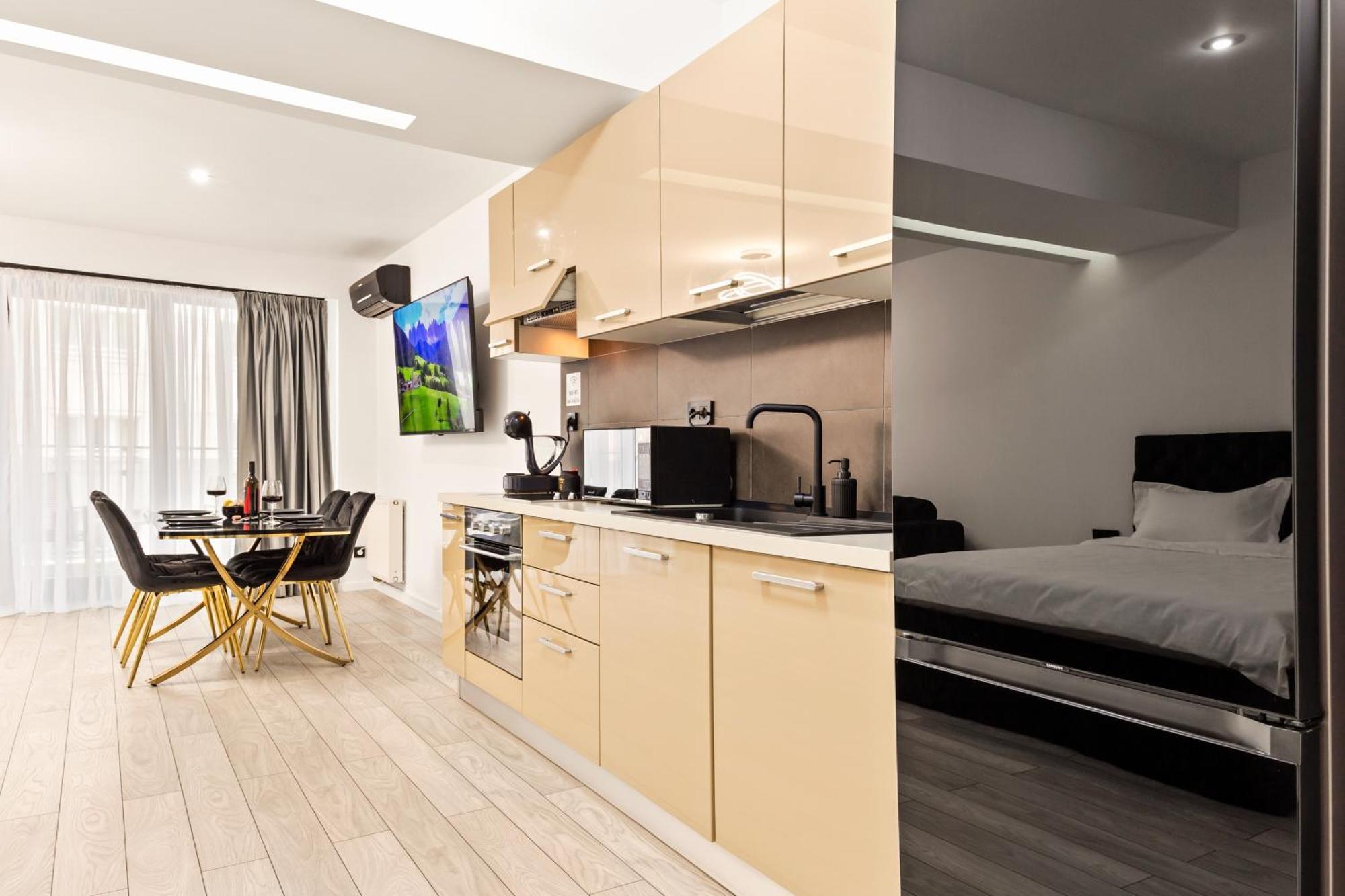 Central Deluxe By Rh Living Bukareszt Zewnętrze zdjęcie